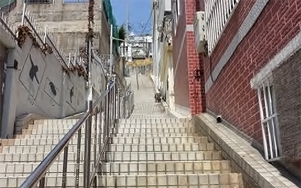 고지대 주거지의 보행환경 개선 후