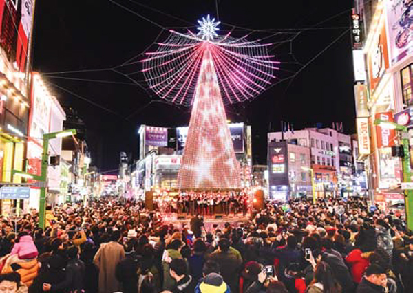 부산크리스마스 트리문화축제 만족도 `상승