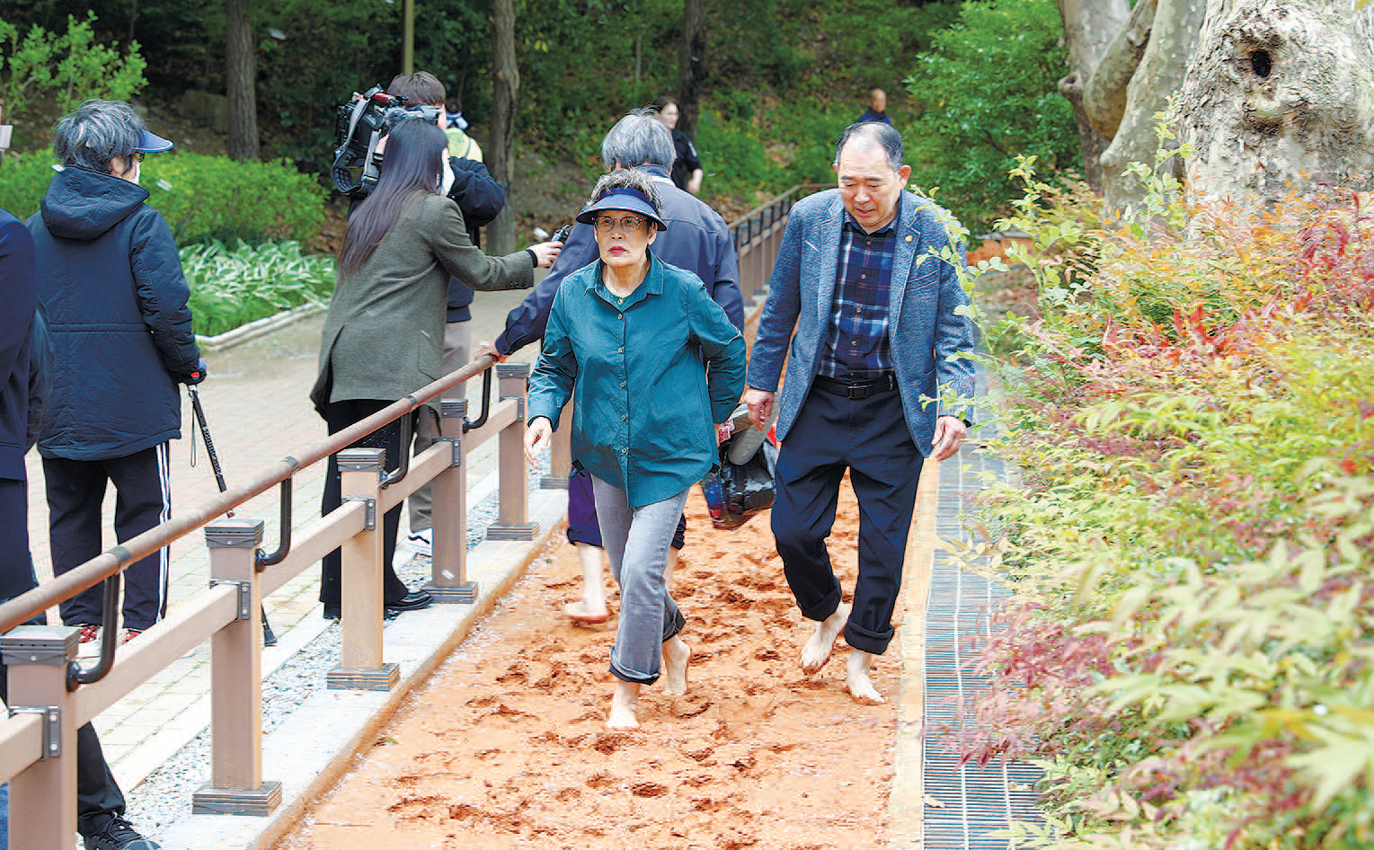 복병산 배수지 황톳길, 걸으니 좋아요　