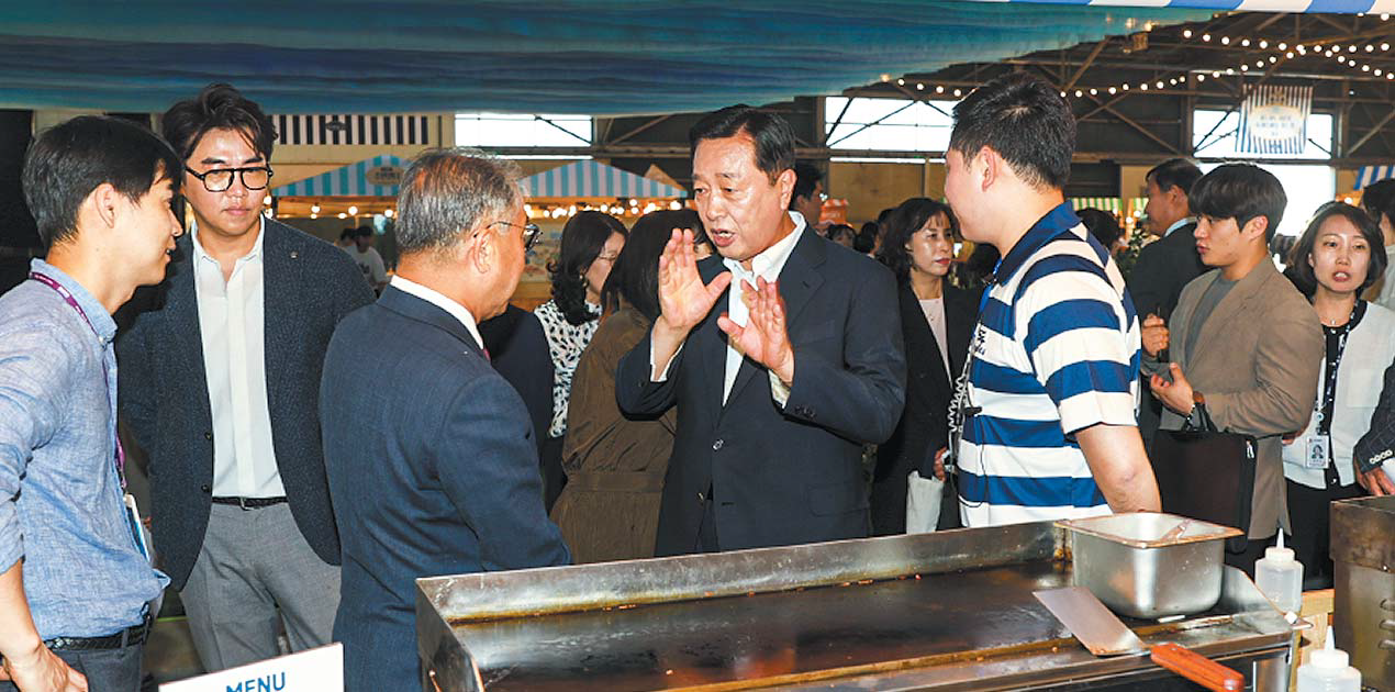 북항 1부두 포트 빌리지 부산 방문