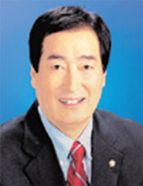 연구·자기계발 노력하는 의회