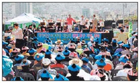 자갈치 시장 가요무대 `열기'