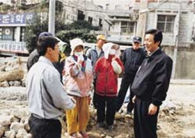 중구청장 공공근로사업장 방문 격려