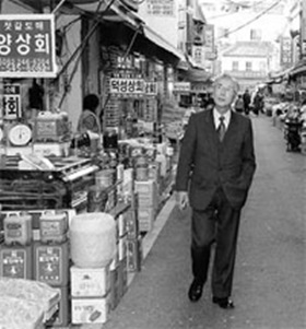 현장취재－`1928년 부산명소' 사진 기증자 일본인 시부타니 씨 초청