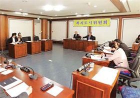 복지도시위원회, 조례안 심의