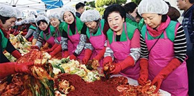 이웃에게 전달한 따뜻한 사랑의 김장