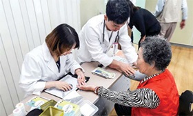 생애주기별 맞춤교육으로 건강한 인생을!