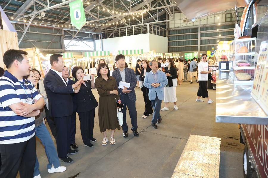 25.06.02 북항포트빌리지 개막관람