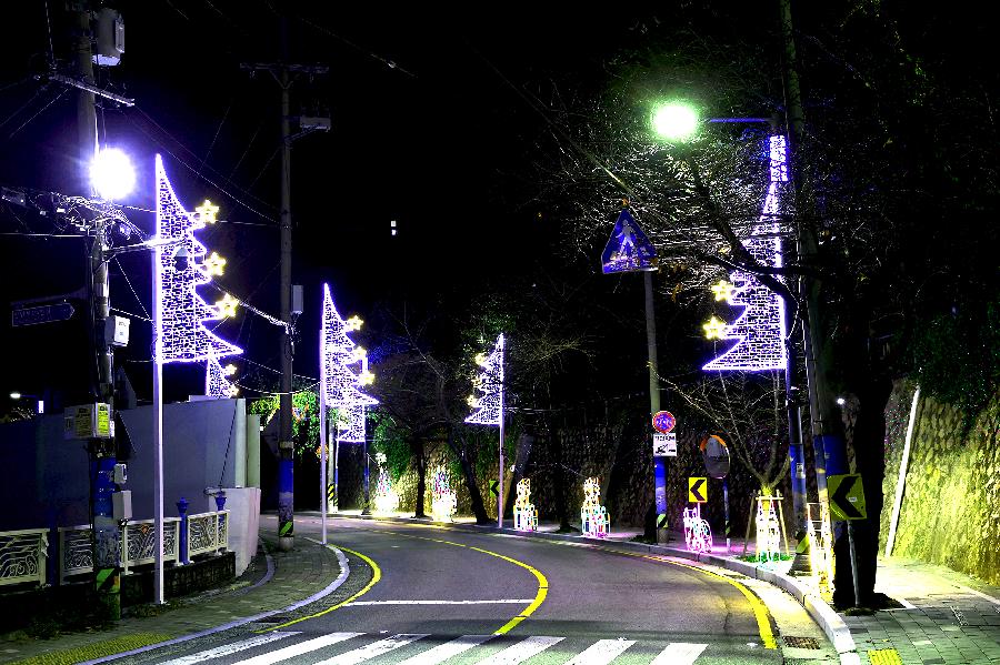 2025 산복하늘 빛의 거리 점등식 3