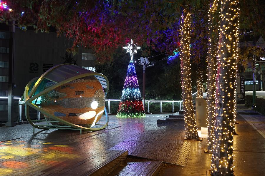 2025 산복하늘 빛의 거리 점등식 5