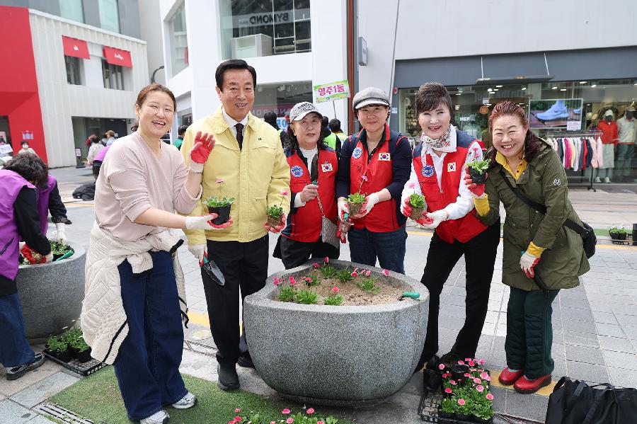 제81회 식목일 기념 꽃심기 행사 4